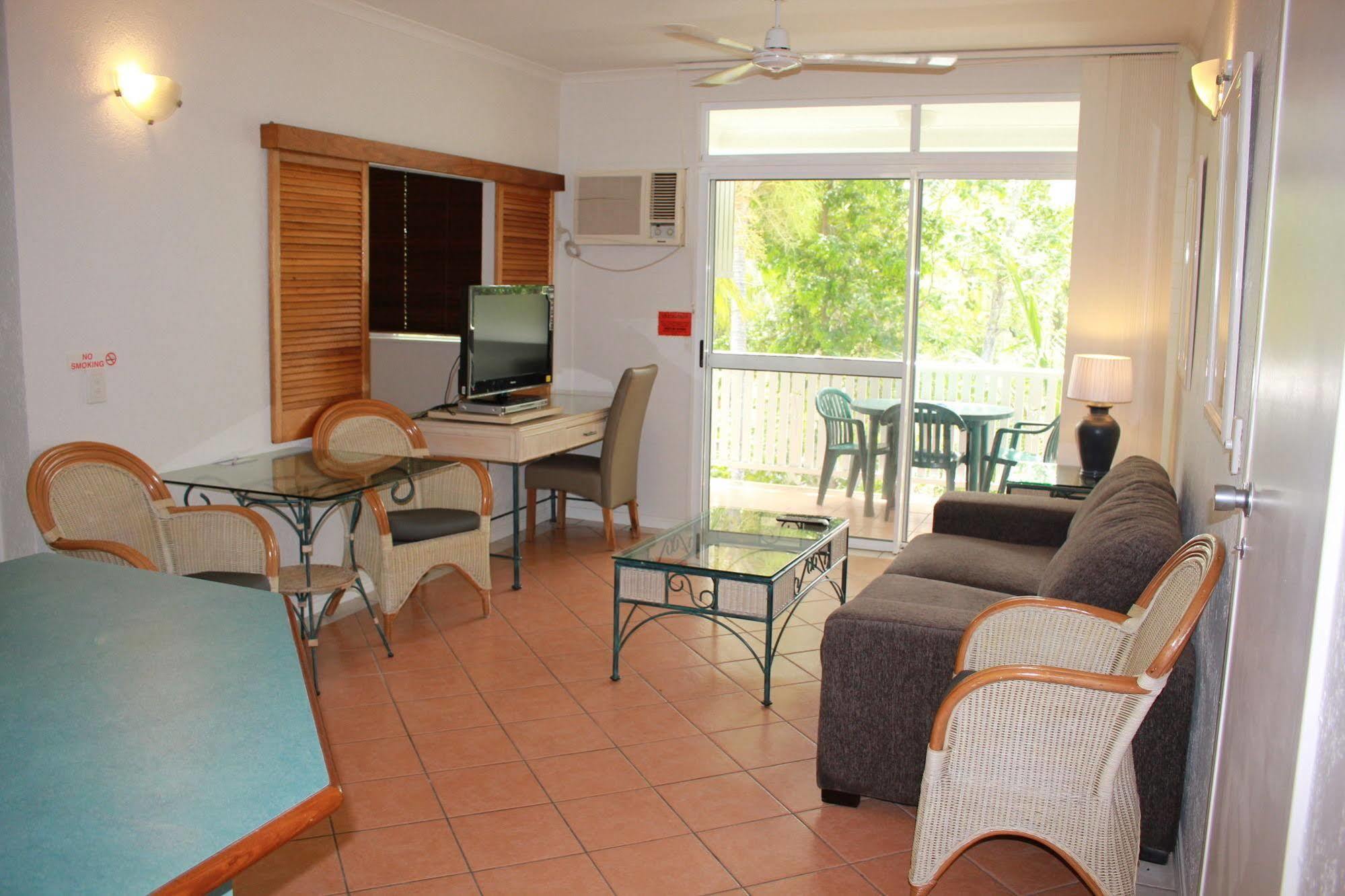 Seascape Holidays - Coral Apartments Port Douglas Kültér fotó