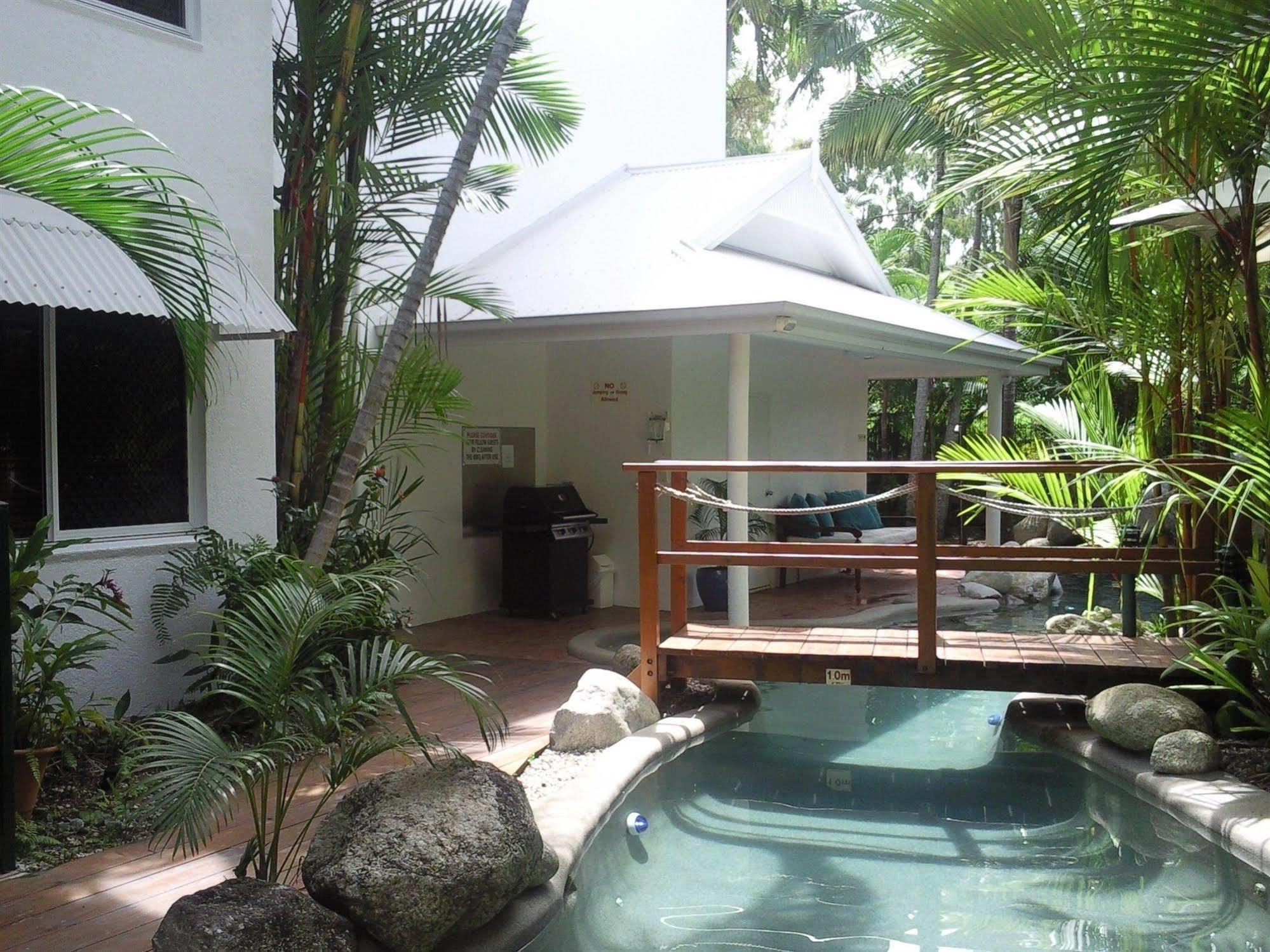 Seascape Holidays - Coral Apartments Port Douglas Kültér fotó